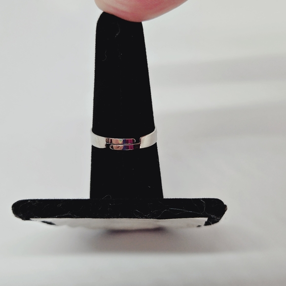 Hello Kitty - Silver Tone Adjustable Rhinestone Ring - Picture 5 of 12